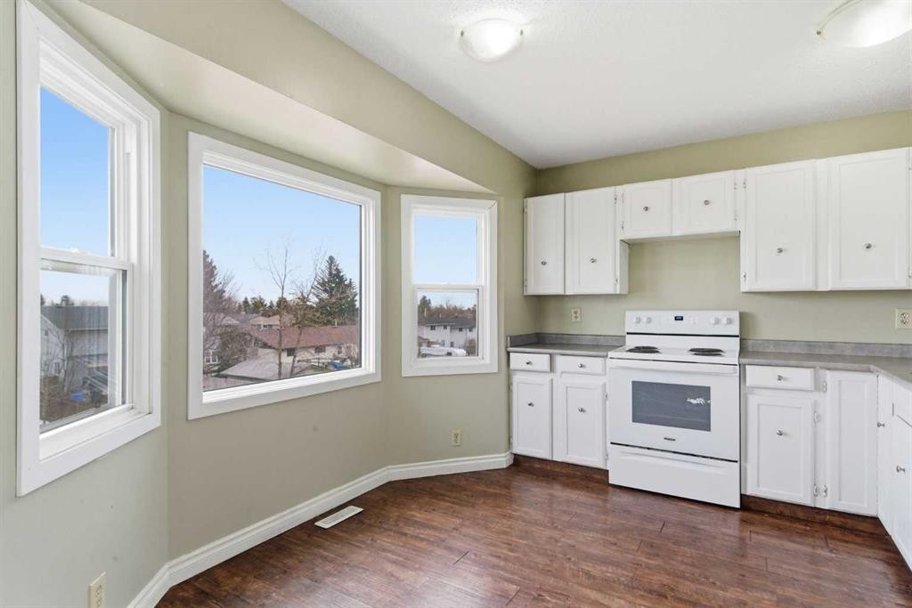 128 Pineson Place Ne, Calgary, AB - Indoor