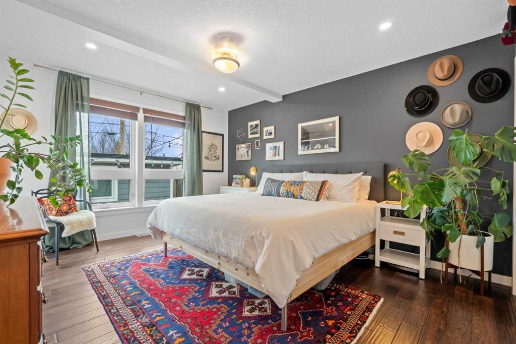 25 Foxwell Road Se, Calgary, AB - Indoor Photo Showing Bedroom