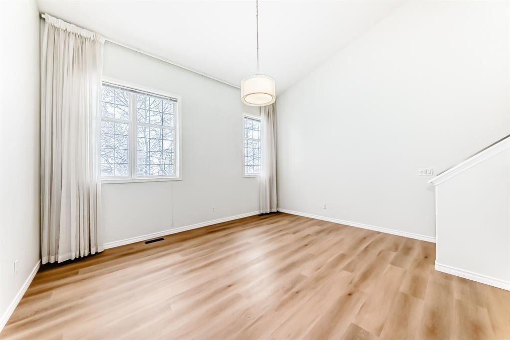 155 Prominence Heights Sw, Calgary, AB - Indoor Photo Showing Other Room