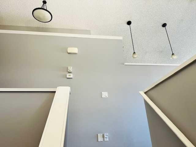 125 Saddlebrook Circle Ne, Calgary, AB - Indoor Photo Showing Other Room