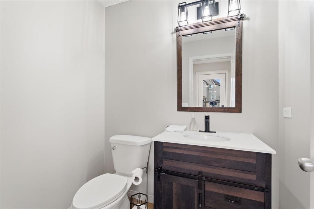 155 Copperpond Road Se, Calgary, AB