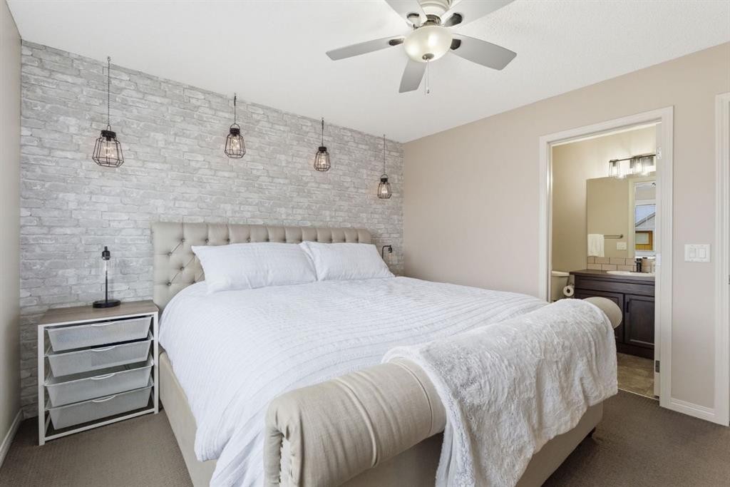 155 Copperpond Road Se, Calgary, AB