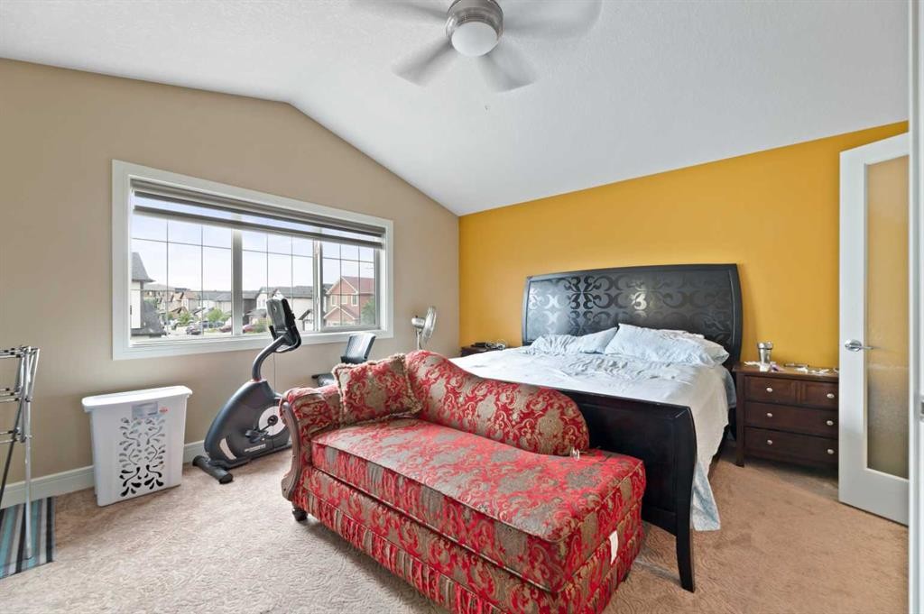 150 Saddlelake Grove Ne, Calgary, AB - Indoor Photo Showing Bedroom