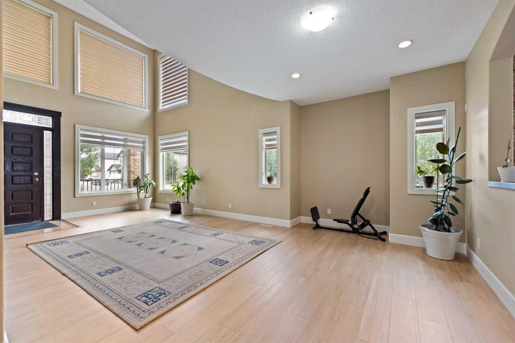 150 Saddlelake Grove Ne, Calgary, AB - Indoor