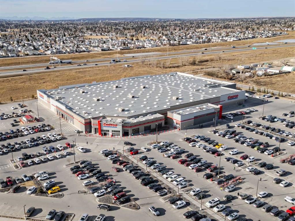 145 Eston Circle Se, Calgary, AB