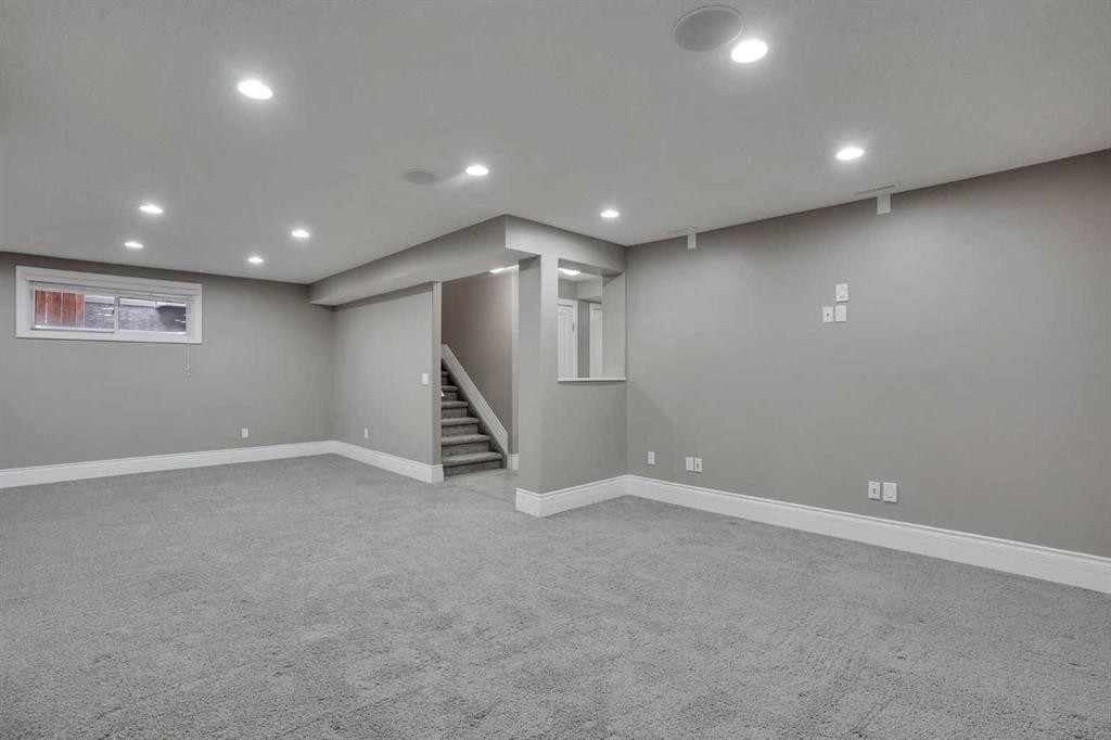 274 Everoak Drive Sw, Calgary, AB - Indoor Photo Showing Basement