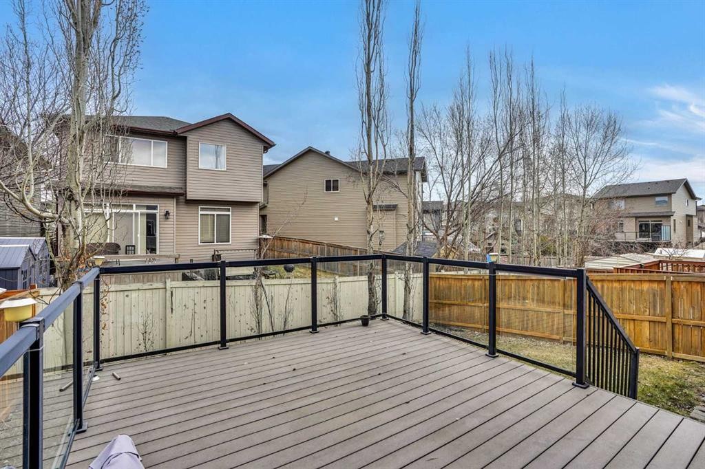 274 Everoak Drive Sw, Calgary, AB - Outdoor
