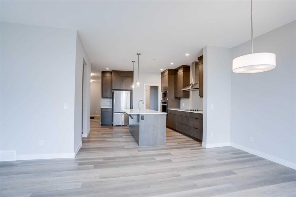 77 Calhoun Crescent Ne, Calgary, AB - Indoor Photo Showing Kitchen