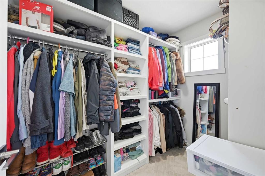 82 Legacy Glen Terrace Se, Calgary, AB - Indoor With Storage