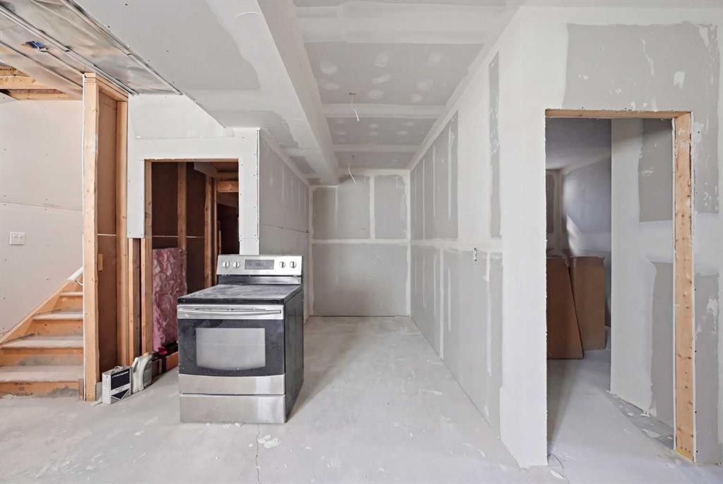 82 Legacy Glen Terrace Se, Calgary, AB - Indoor Photo Showing Laundry Room