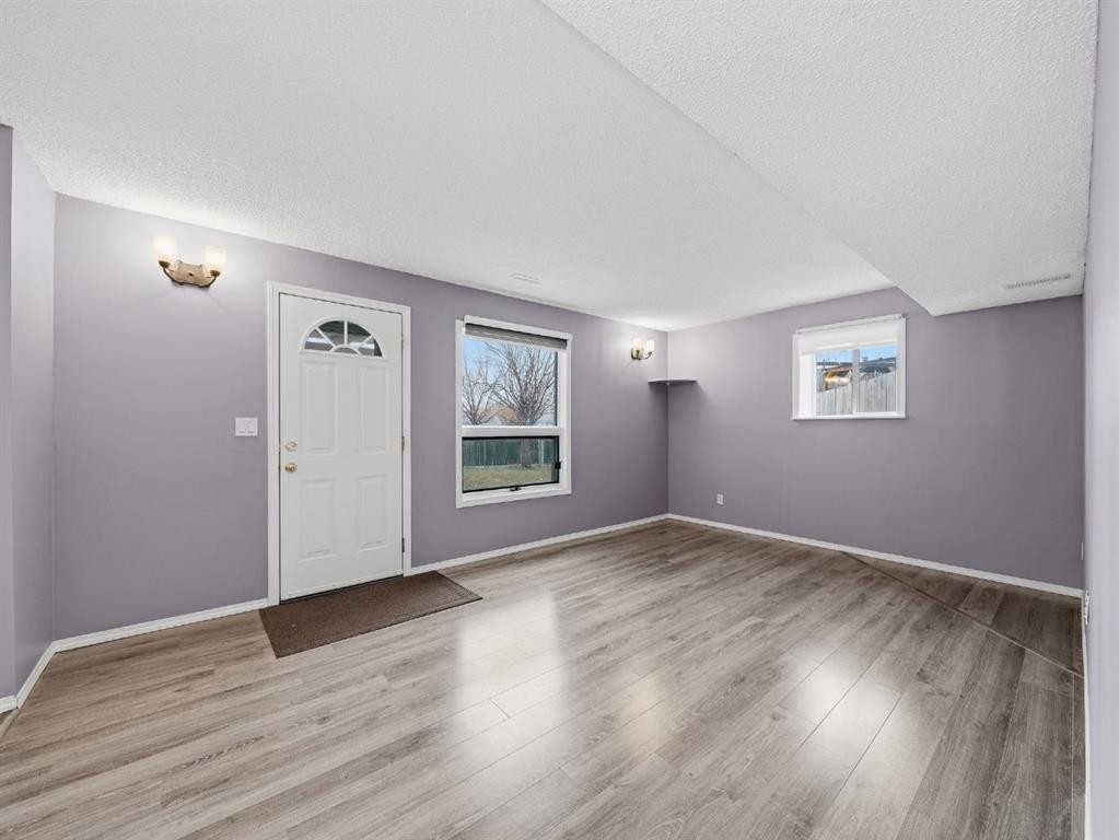 247 Hidden Valley Place Nw, Calgary, AB - Indoor Photo Showing Other Room