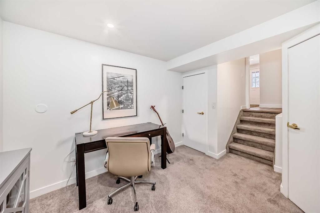 60 Point Drive Nw, Calgary, AB - Indoor