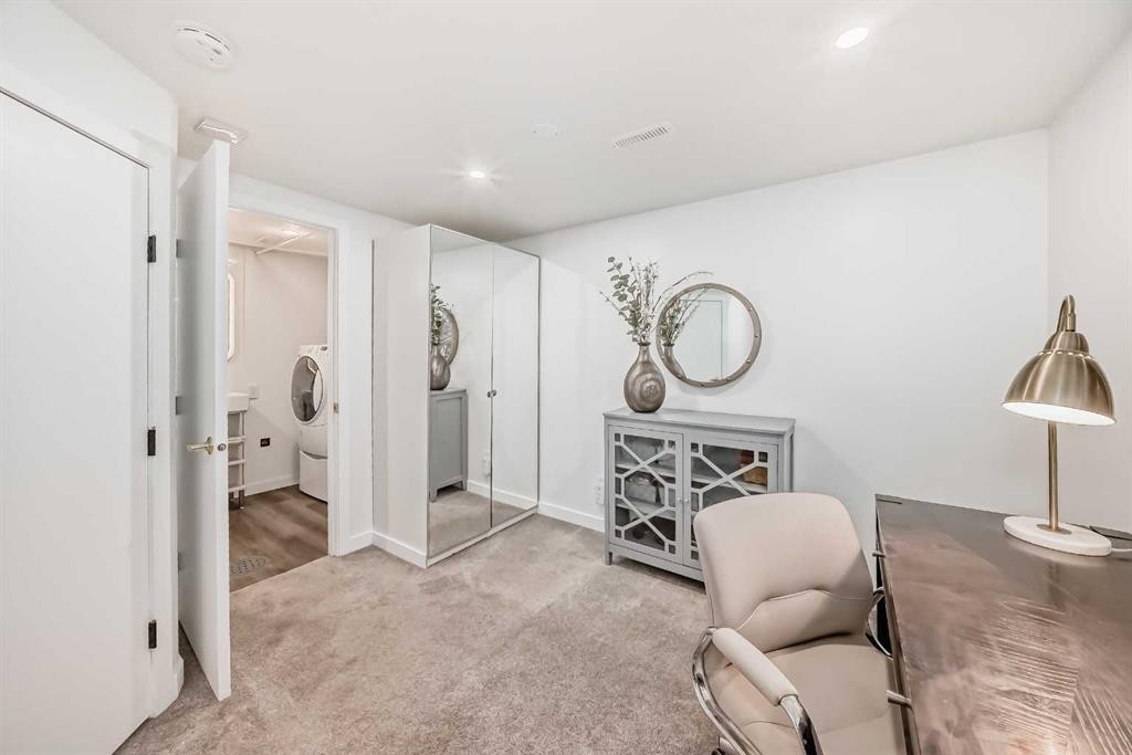 60 Point Drive Nw, Calgary, AB - Indoor