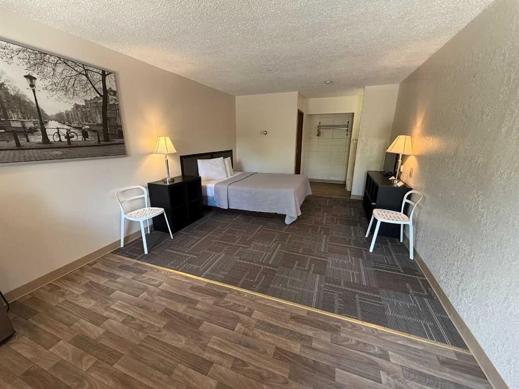 703 9 Highway South, Drumheller, AB