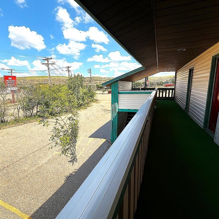 703 9 Highway South, Drumheller, AB