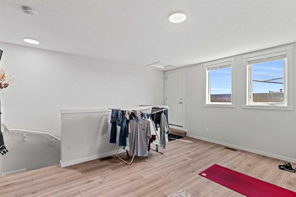 310 Seton Circle Se, Calgary, AB - Indoor Photo Showing Other Room