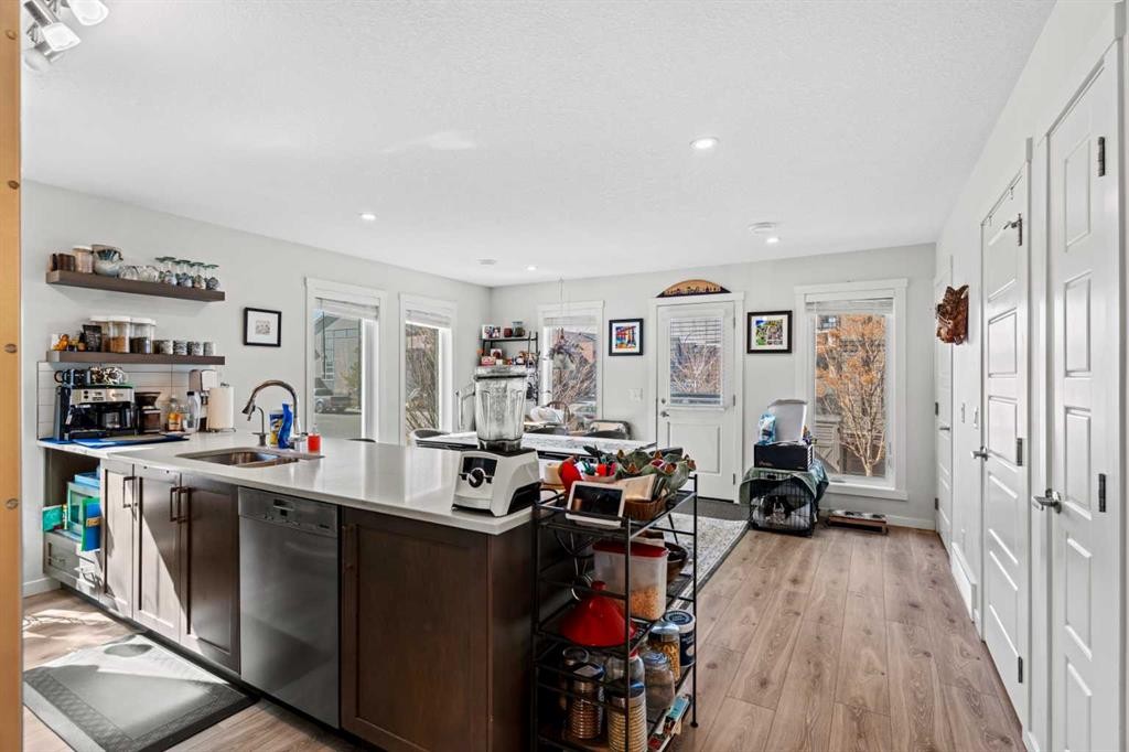 310 Seton Circle Se, Calgary, AB - Indoor