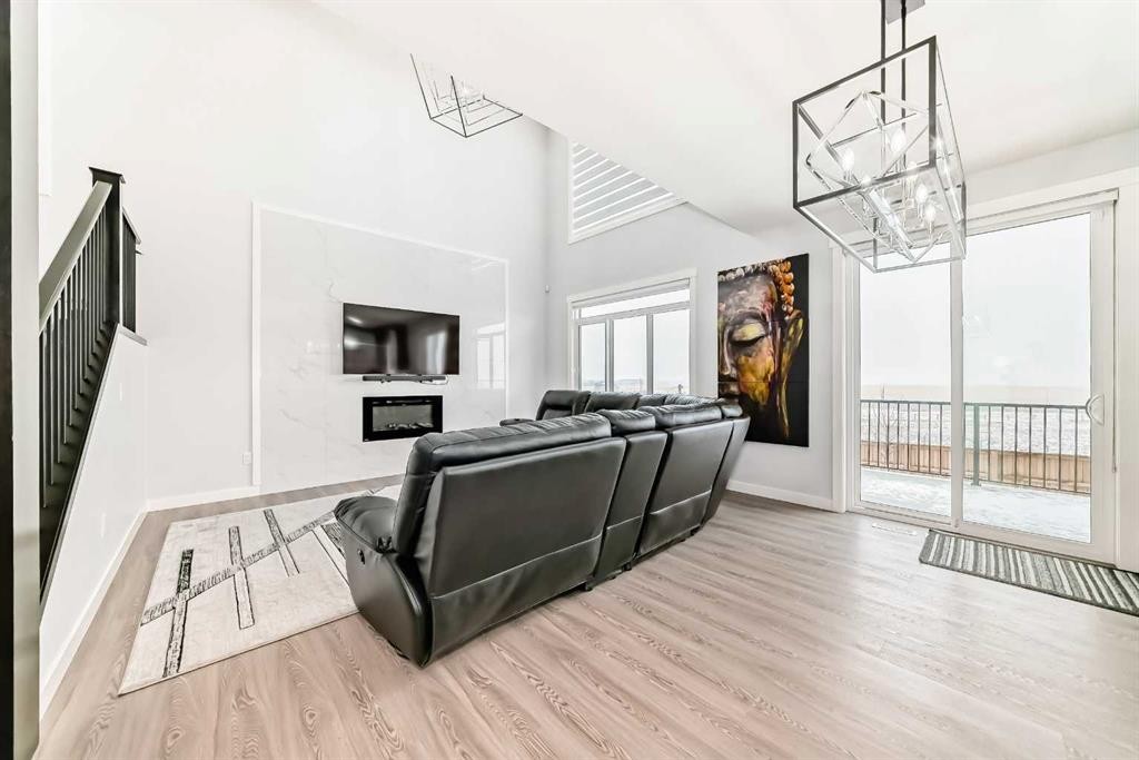 82 Waterford Crescent, Chestermere, AB - Indoor Photo Showing Other Room