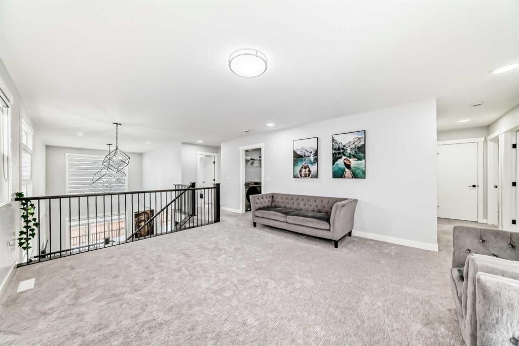 82 Waterford Crescent, Chestermere, AB - Indoor