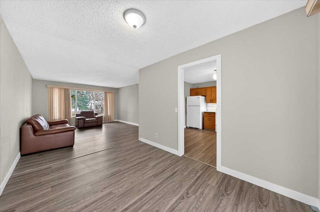 4748 Rundlehorn Drive Ne, Calgary, AB - Indoor