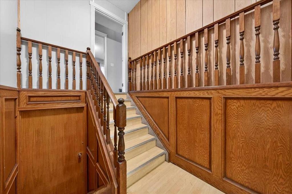 4748 Rundlehorn Drive Ne, Calgary, AB - Indoor Photo Showing Other Room