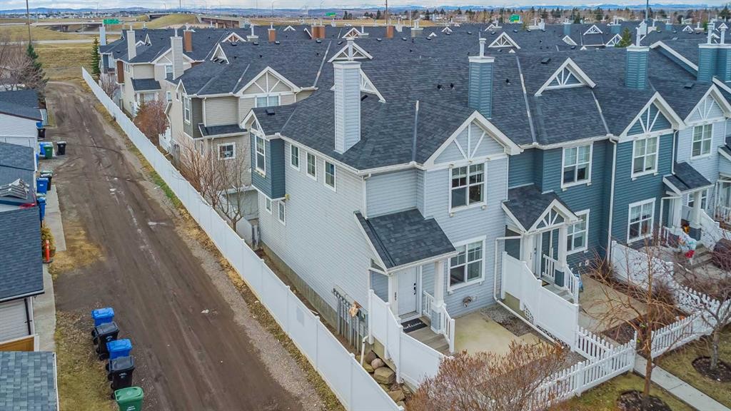 281 Elgin Gardens Se, Calgary, AB - Outdoor