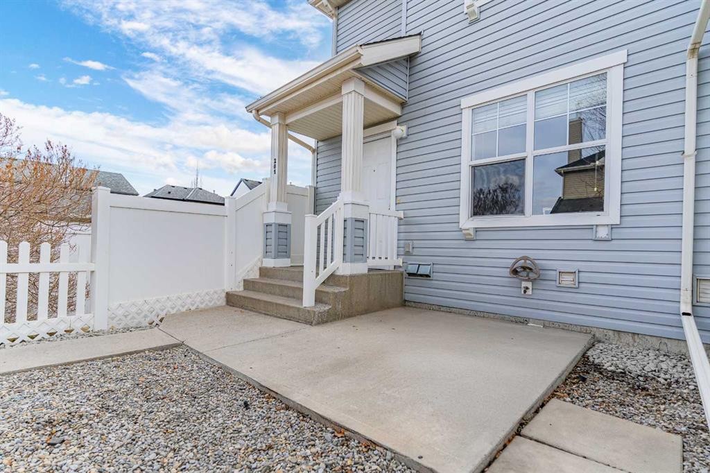 281 Elgin Gardens Se, Calgary, AB - Outdoor