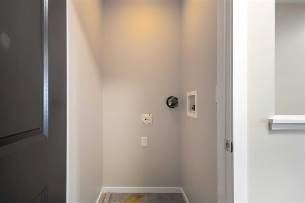 83 Evansview Gardens Nw, Calgary, AB - Indoor