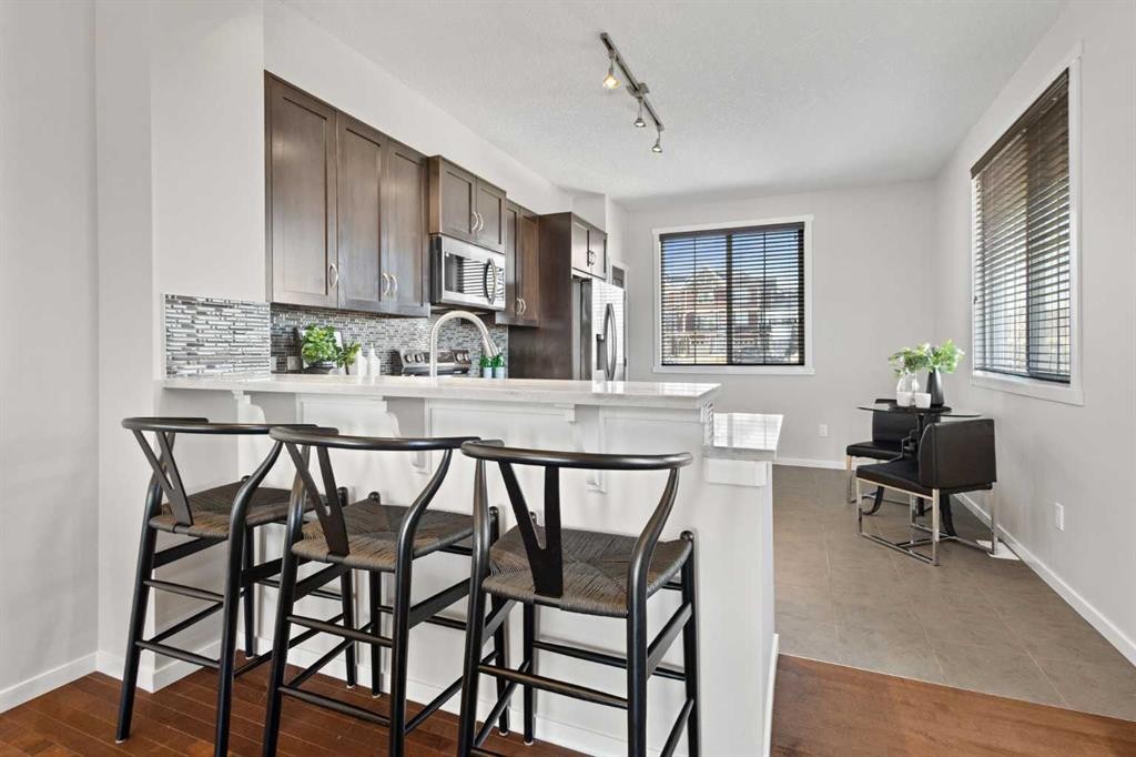 83 Evansview Gardens Nw, Calgary, AB - Indoor