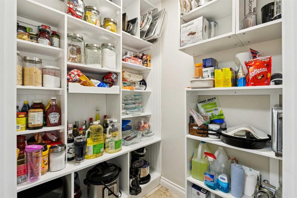 63 Westmount Circle, Okotoks, AB - Indoor With Storage
