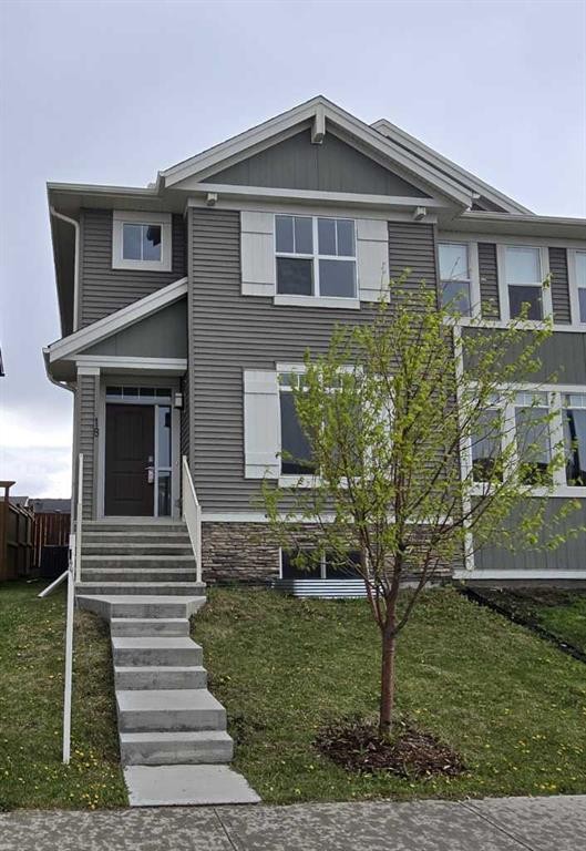 18 Willow Crescent, Okotoks, AB - Outdoor With Facade