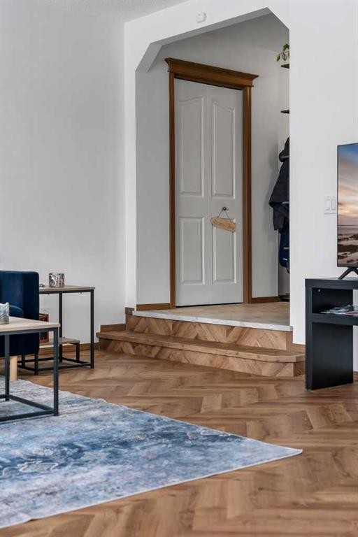 265 Bridlemeadows Common Sw, Calgary, AB - Indoor Photo Showing Other Room