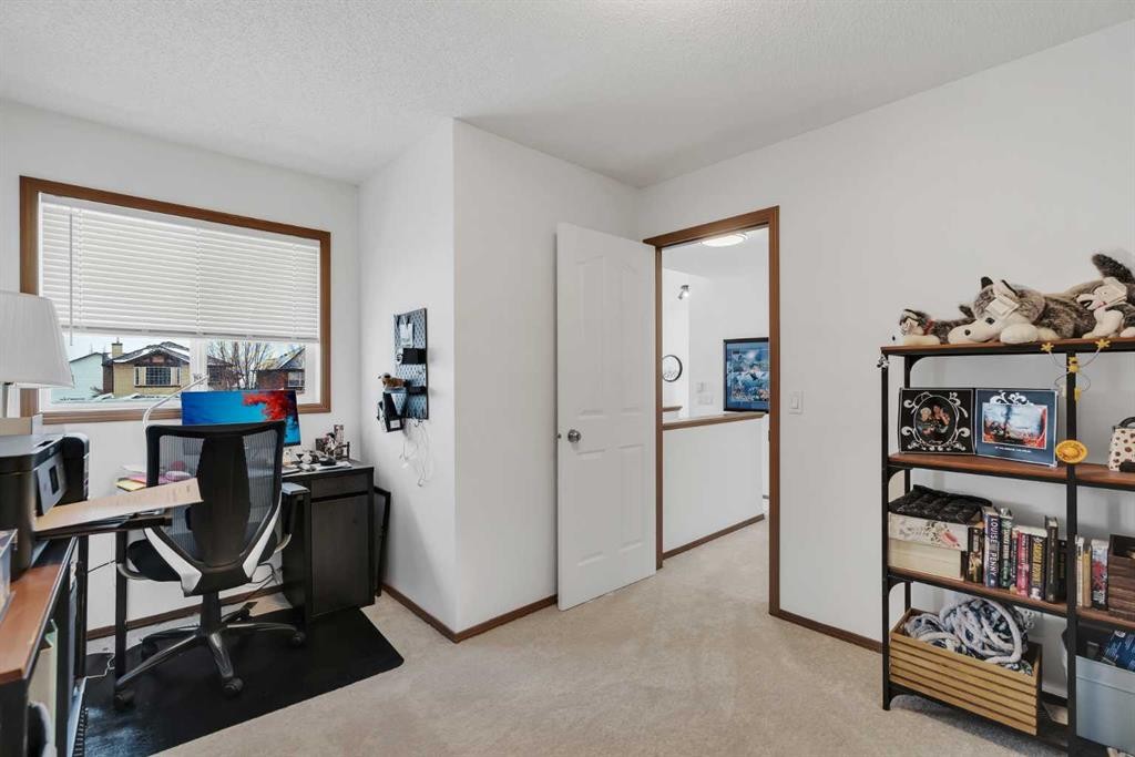 265 Bridlemeadows Common Sw, Calgary, AB - Indoor