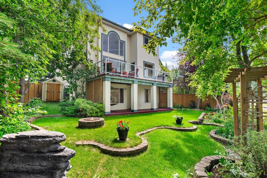 180 Cranfield Park Se, Calgary, AB - Outdoor