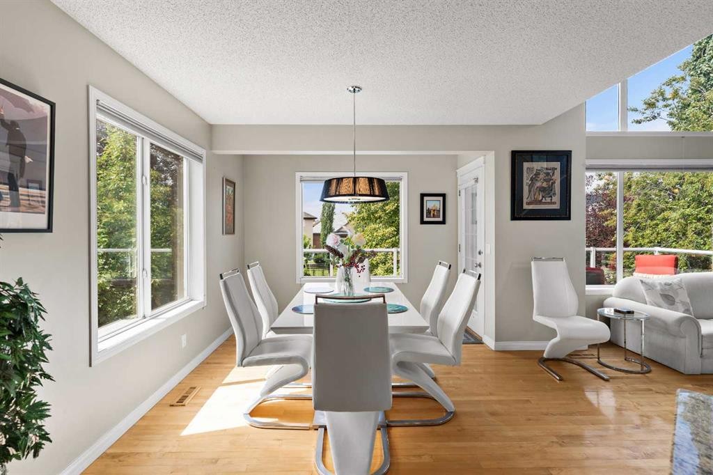 180 Cranfield Park Se, Calgary, AB - Indoor