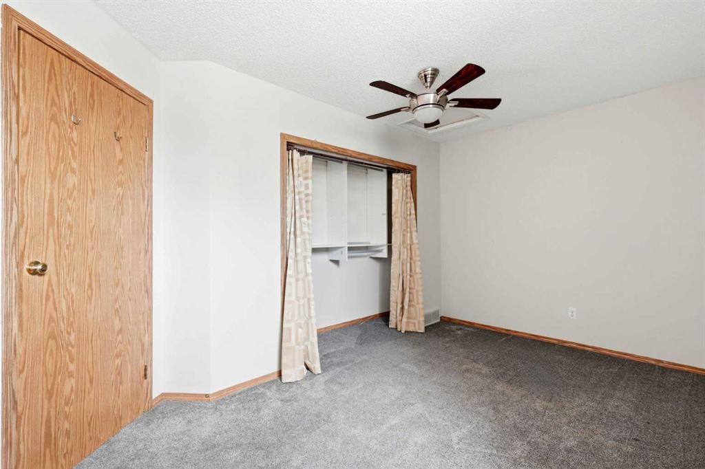 4B Millview Way Sw, Calgary, AB - Indoor Photo Showing Other Room