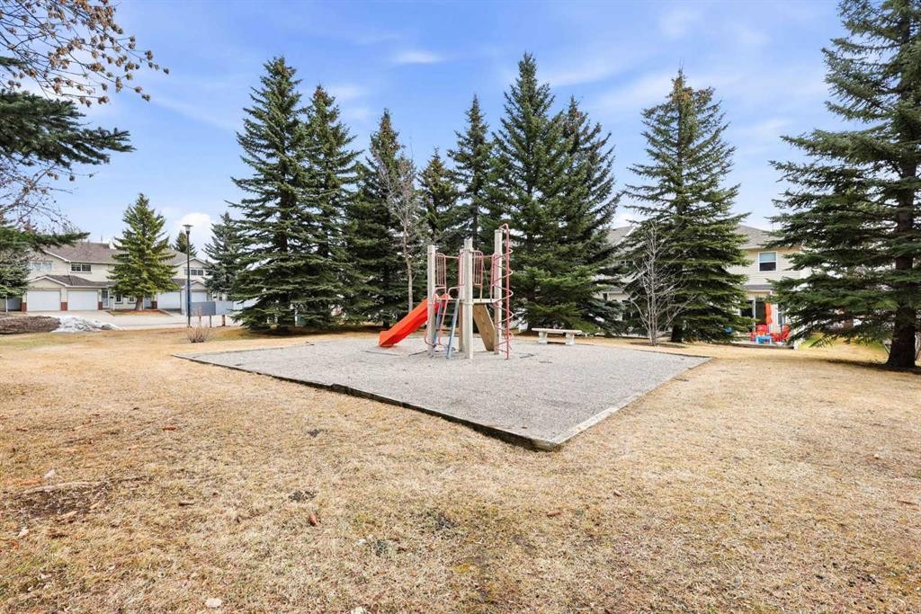 4B Millview Way Sw, Calgary, AB - Outdoor