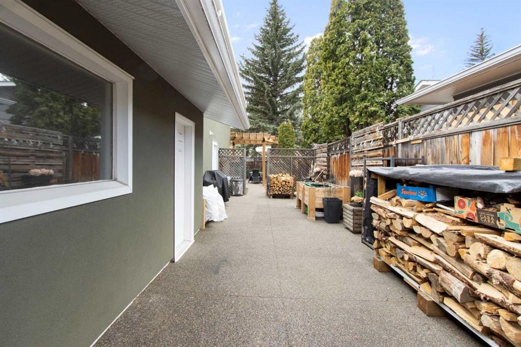 656 Willow Brook Drive Se, Calgary, AB - Outdoor With Exterior