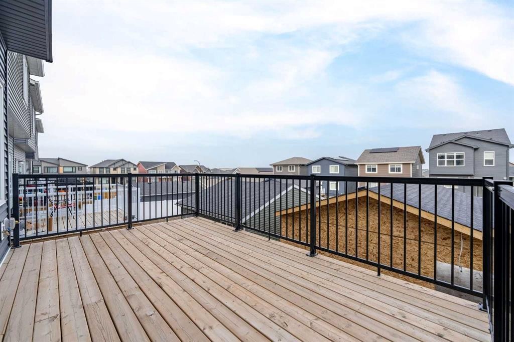 30 Edith Manor Nw, Calgary, AB - Outdoor With Exterior