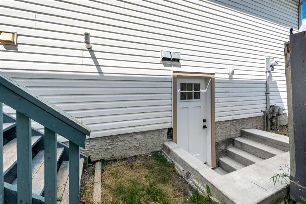 207 Coral Springs Circle Ne, Calgary, AB