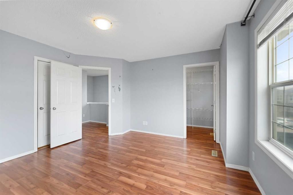 116 Saddlebrook Common Ne, Calgary, AB - Indoor Photo Showing Other Room