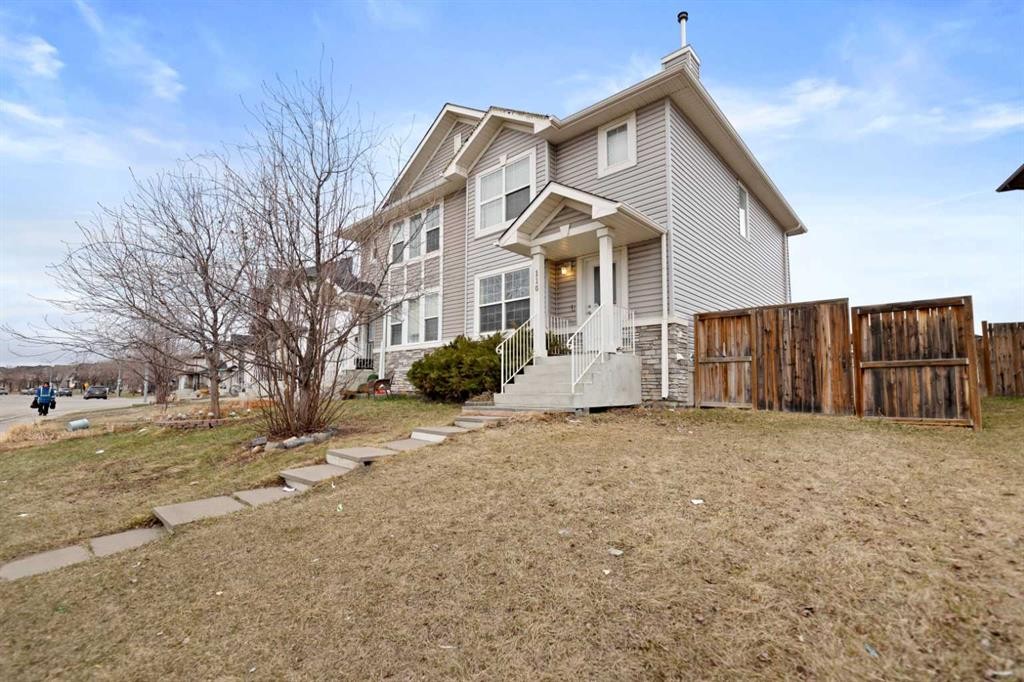 116 Saddlebrook Common Ne, Calgary, AB - Outdoor
