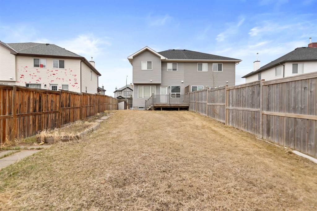116 Saddlebrook Common Ne, Calgary, AB - Outdoor With Exterior