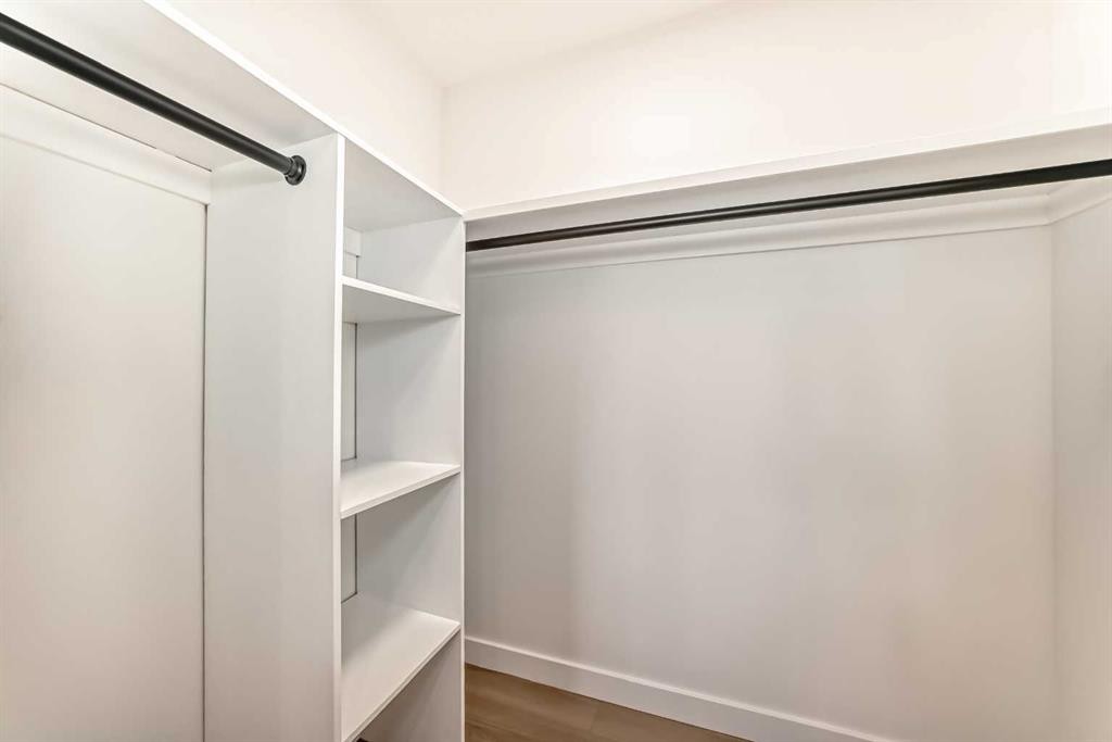 29-2519 38 Street Ne, Calgary, AB - Indoor With Storage