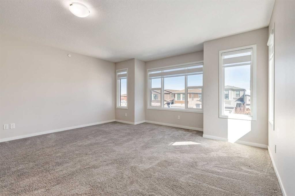 70 Howse Common Ne, Calgary, AB - Indoor Photo Showing Other Room