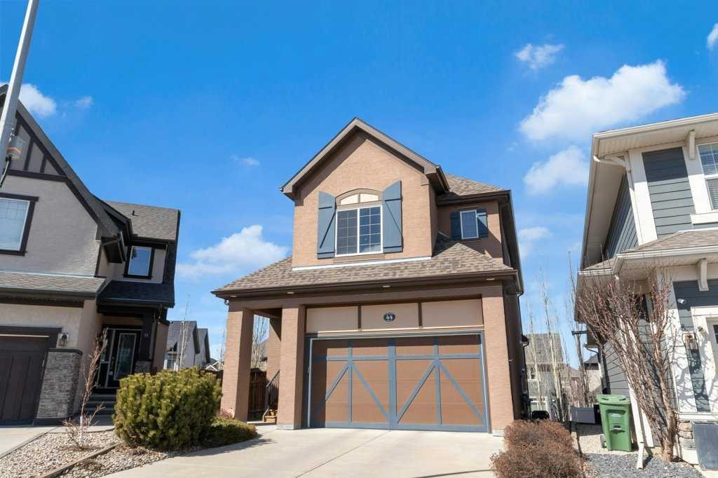 44 Mahogany Rise Se, Calgary, AB - Outdoor With Facade