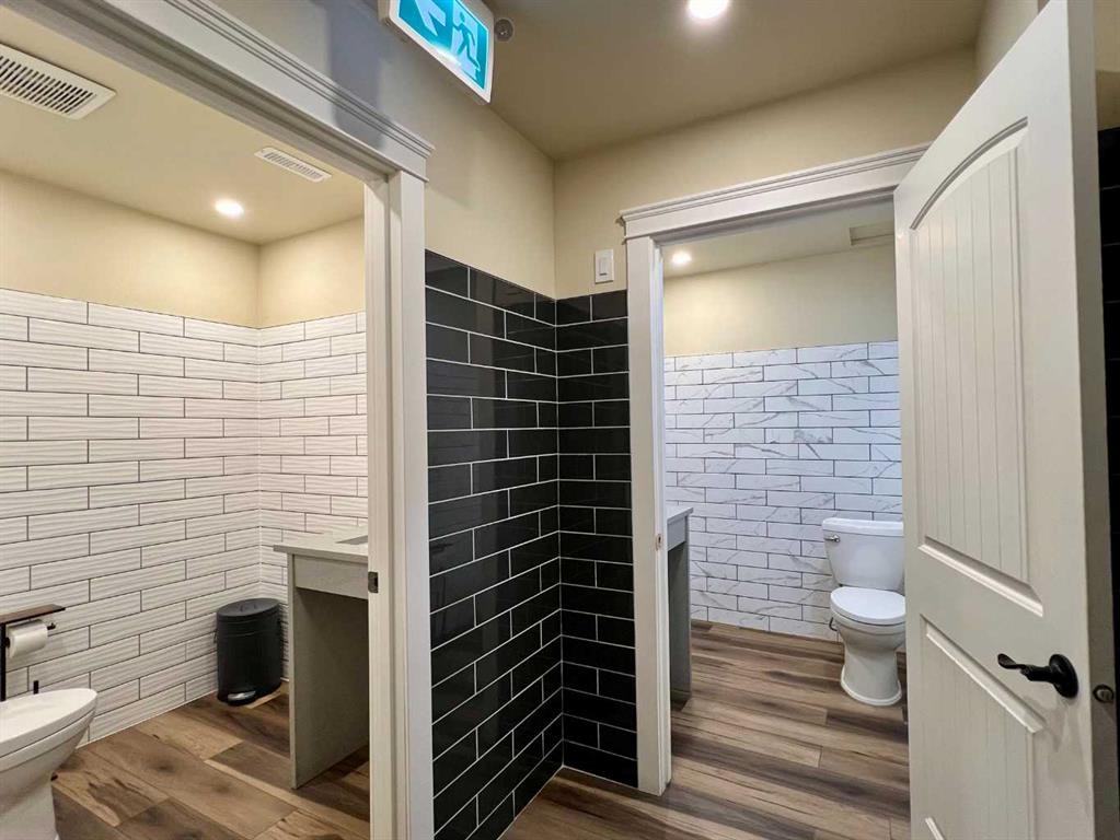 923 6 Avenue Sw, Calgary, AB