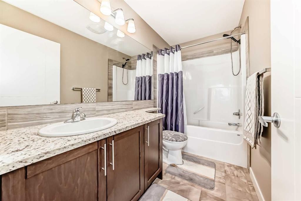 222 Redstone View Ne, Calgary, AB - Indoor Photo Showing Bathroom