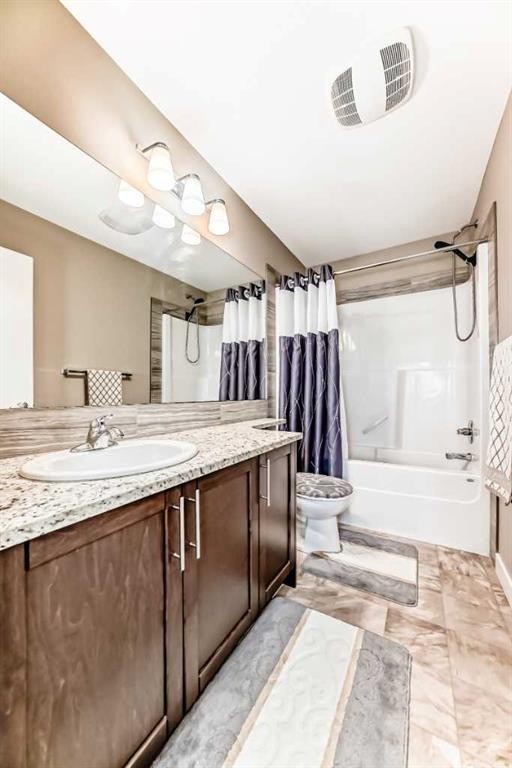 222 Redstone View Ne, Calgary, AB - Indoor Photo Showing Bathroom