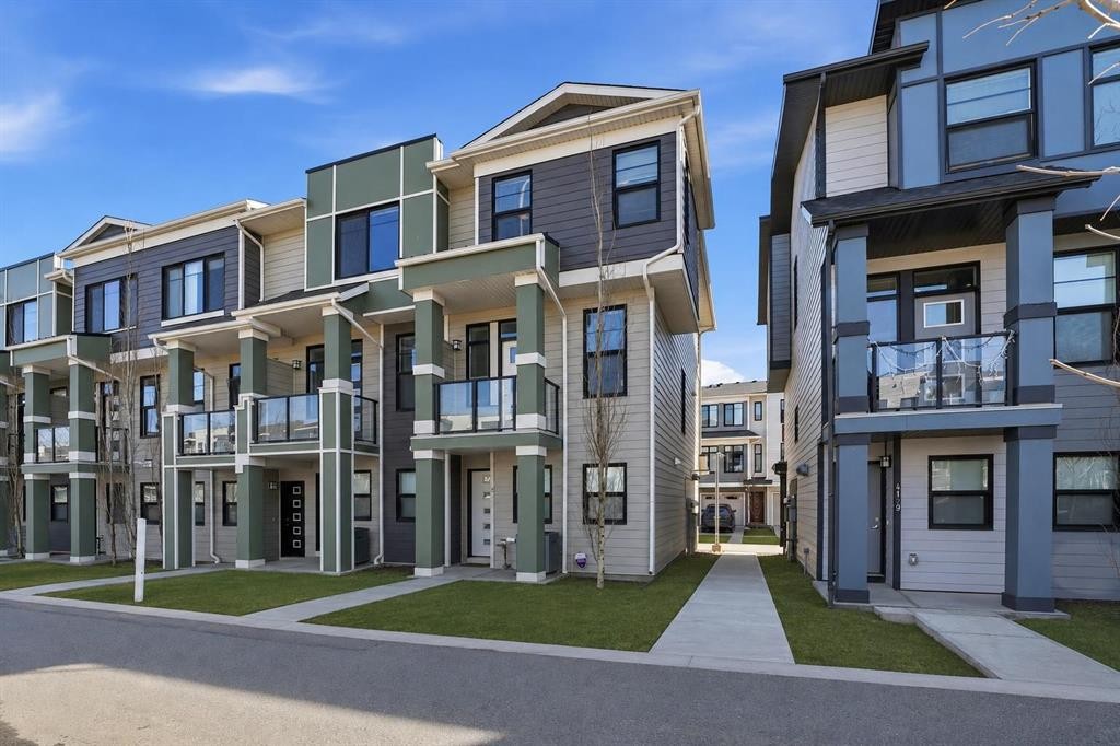 4135 Seton Drive Se, Calgary, AB - Outdoor With Balcony With Facade
